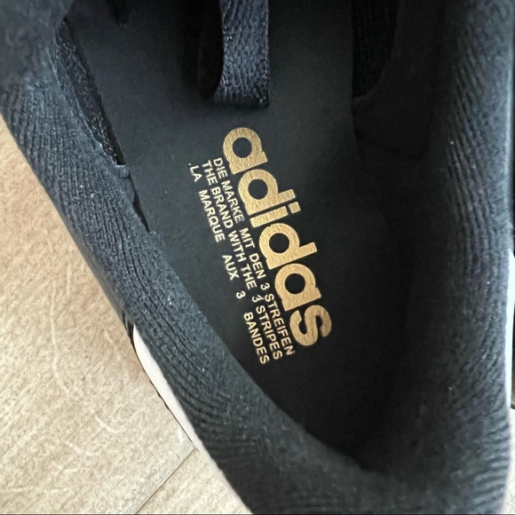 Adidas Samba Classic - Picture 8 of 9